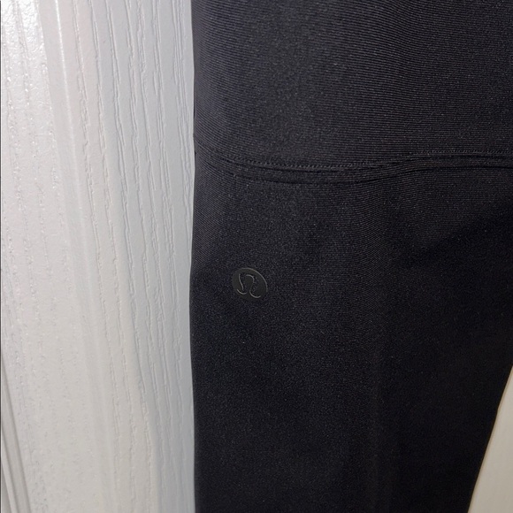 Lululemon Women’s Black Essential High-Rise Trouser, Size 6 - Picture 7 of 8